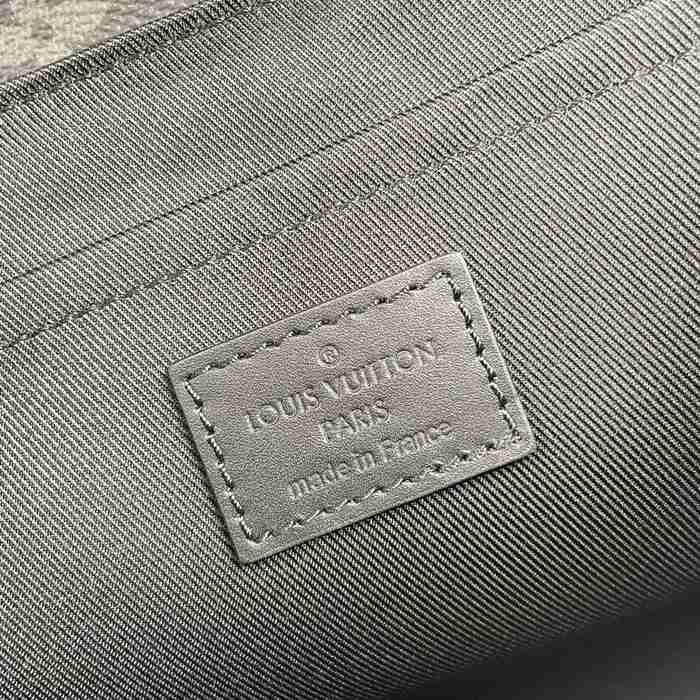 LOUIS VUITTON M46953 キャンバスメッセンジャー スチーマー 小 サイズ:25x19cm