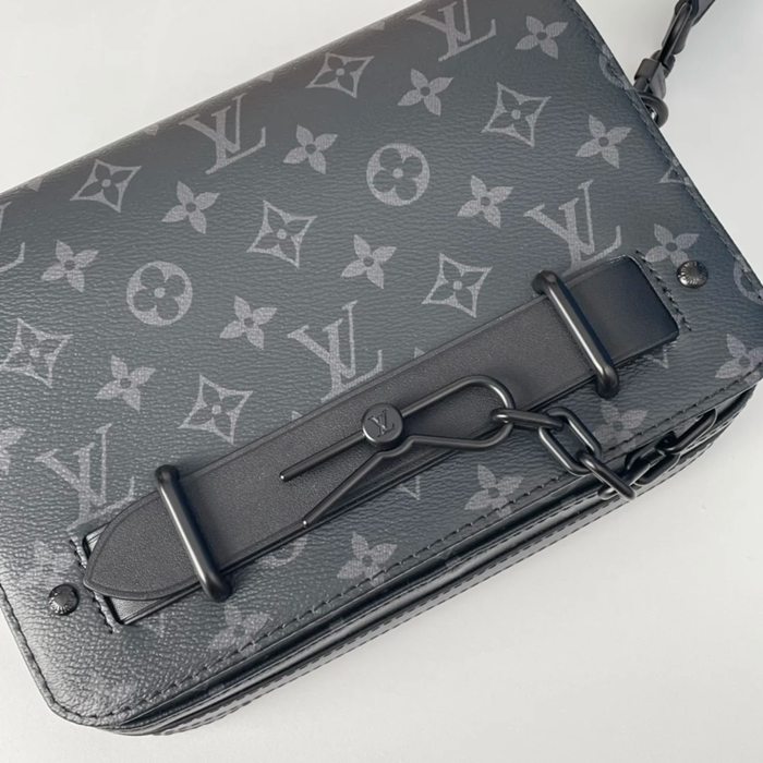 LOUIS VUITTON M45585 キャンバスメッセンジャー スチーマー サイズ:23.5x17cm