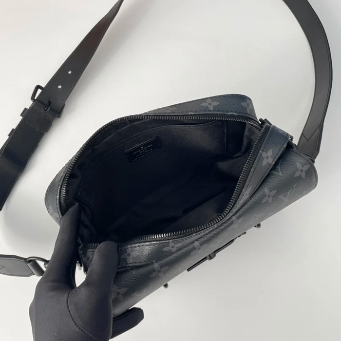 LOUIS VUITTON M45585 キャンバスメッセンジャー スチーマー サイズ:23.5x17cm