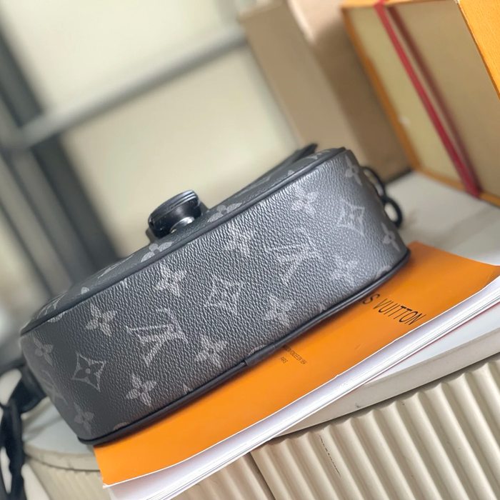 LOUIS VUITTON M12519 特級オールスチール金具斜め掛け サイズ:20x17cm