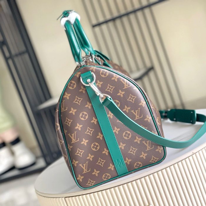 LOUIS VUITTON M12630 特級オールスチール金具 キープオール サイズ:50x29x22cm