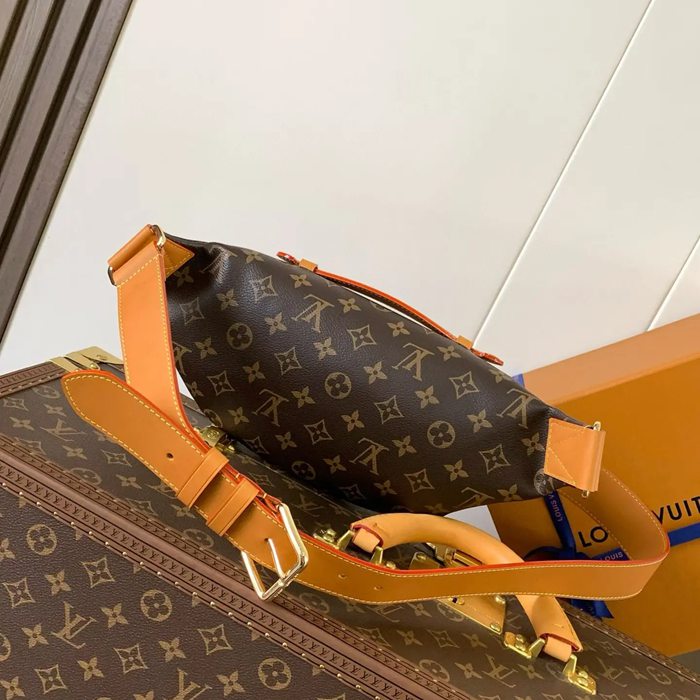LOUIS VUITTON M14019 牛皮革ウエストバッグ ラッシュ サイズ:30x15cm