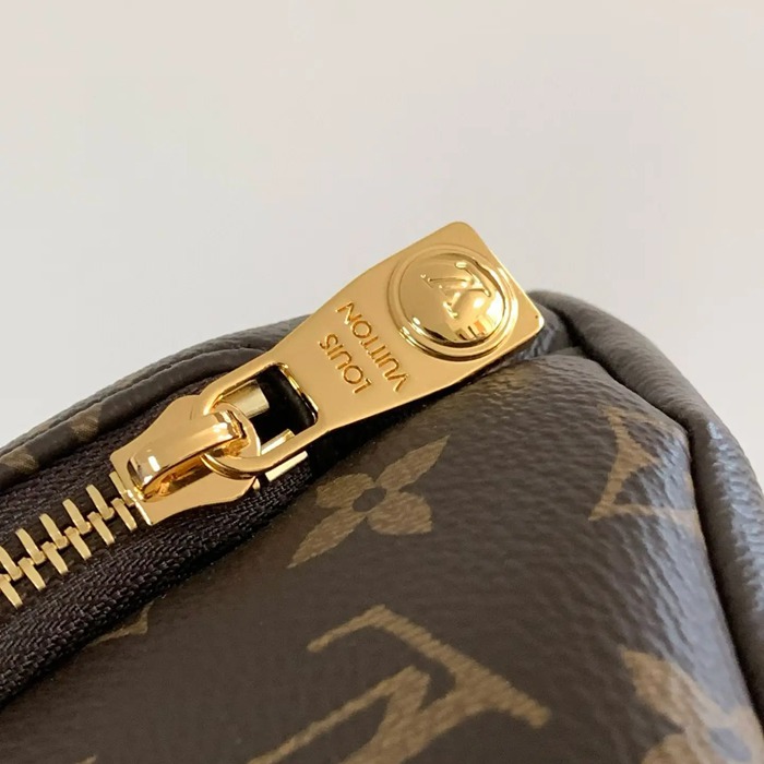 LOUIS VUITTON M14019 牛皮革ウエストバッグ ラッシュ サイズ:30x15cm