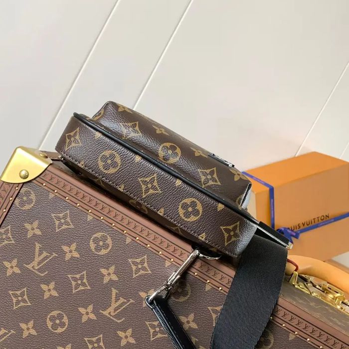 LOUIS VUITTON M46327 キャンバスショルダー アベニュー サイズ:31x20cm