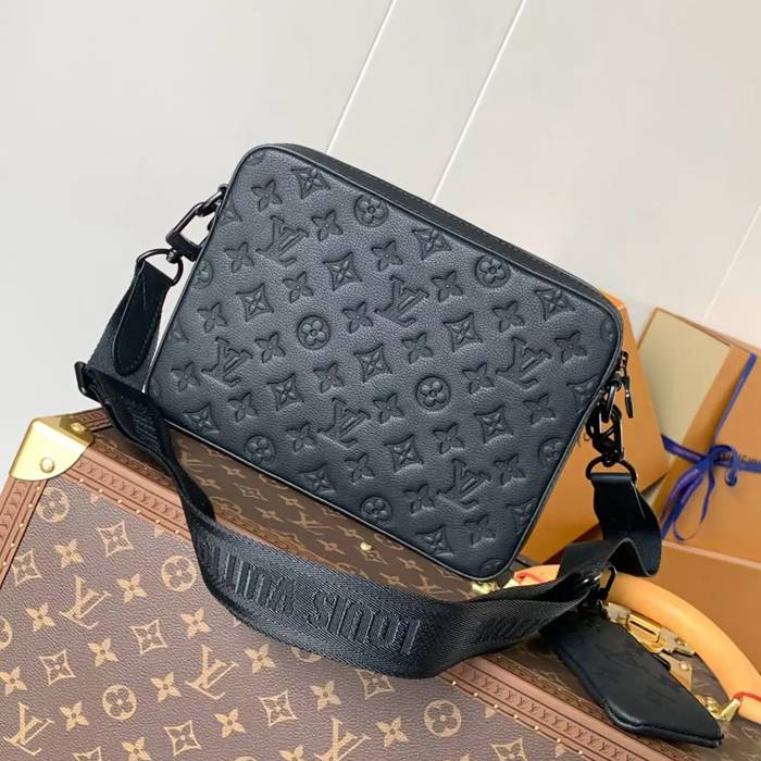 LOUIS VUITTON M46602 プレス牛皮革メッセンジャー トリオ サイズ:25x18.5cm