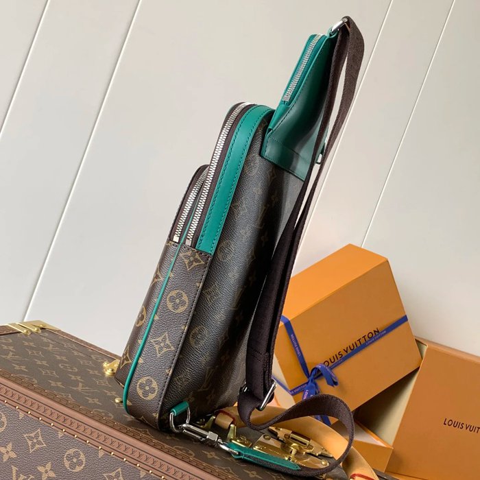 LOUIS VUITTON M12734 コーティングキャンバスショルダー アベニュー サイズ:31x20cm