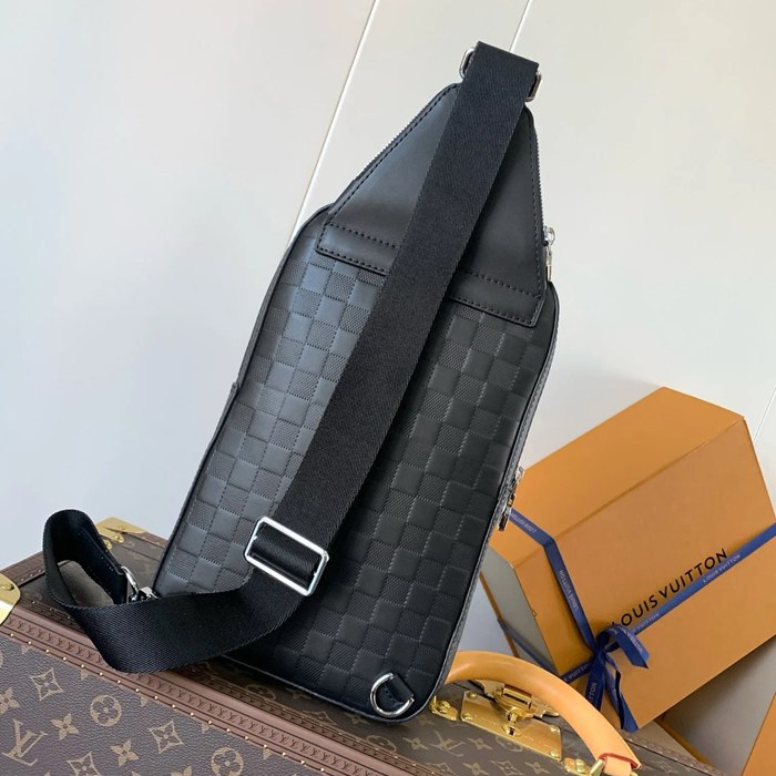 LOUIS VUITTON N45303 小ショルダー アベニュー サイズ:31x20cm