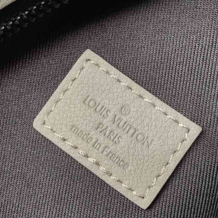 LOUIS VUITTON M14916 小ショルダー デュオ オールレザープレス サイズ:42x20cm