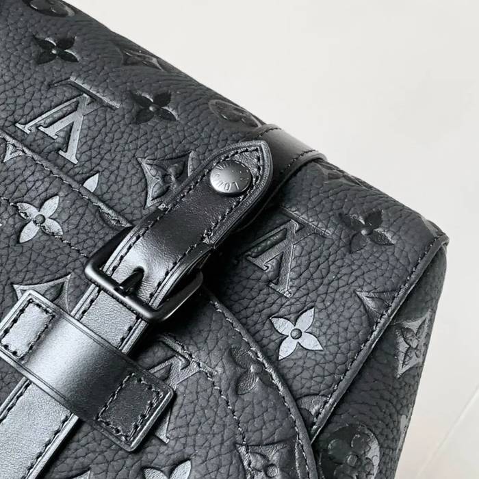 LOUIS VUITTON M28324 小メッセンジャー クリストファー サイズ:29x25cm
