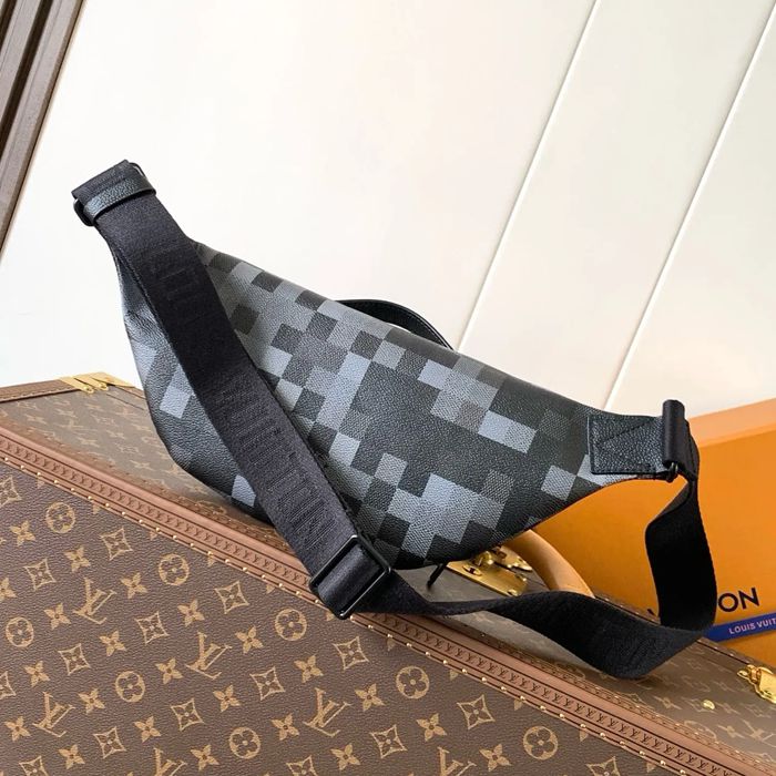 LOUIS VUITTON M14920 迷彩胸バッグ ラッシュ サイズ:30x15cm