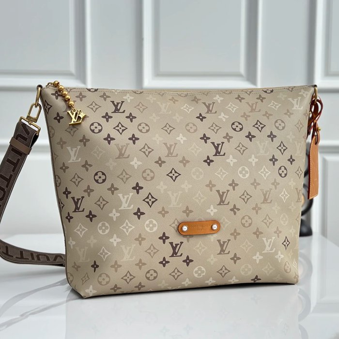 LOUIS VUITTON M26931 杏グラデハンドバッグ メティス サイズ:48x36x12cm