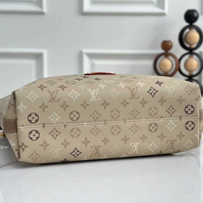LOUIS VUITTON M26931 杏グラデハンドバッグ メティス サイズ:48x36x12cm