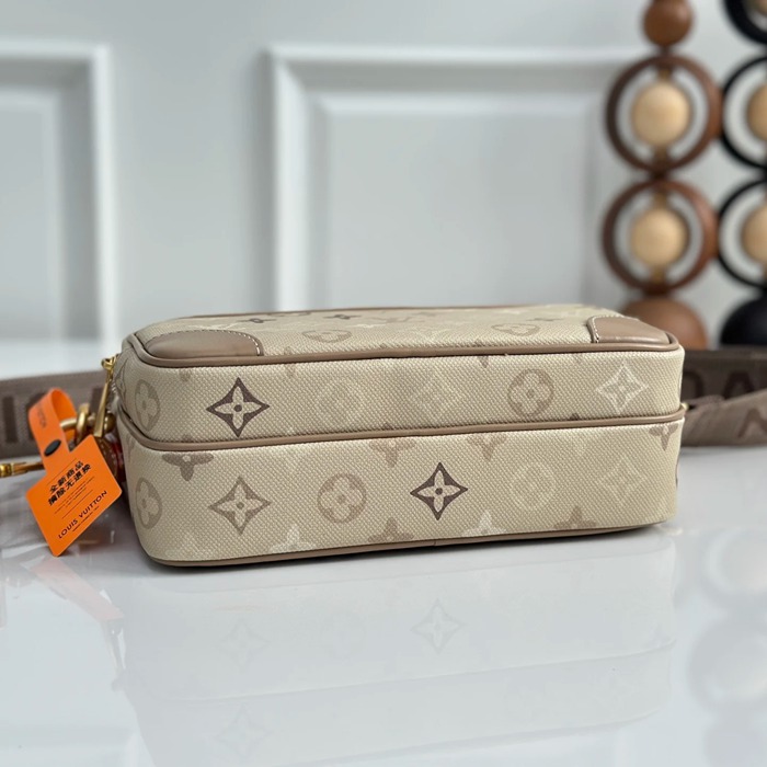 LOUIS VUITTON M29273 杏グラデメッセンジャー ニル サイズ:25x17.5x11cm