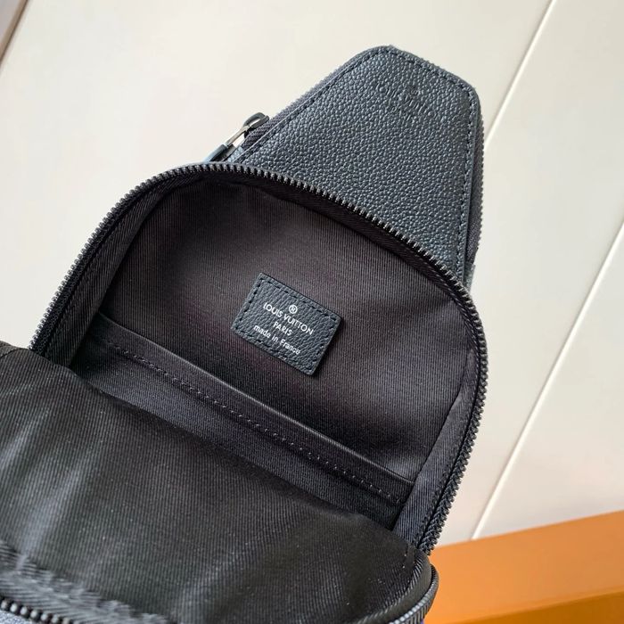 LOUIS VUITTON M14953 黒コーティングキャンバス胸バッグ サイズ:33x16x5.7cm