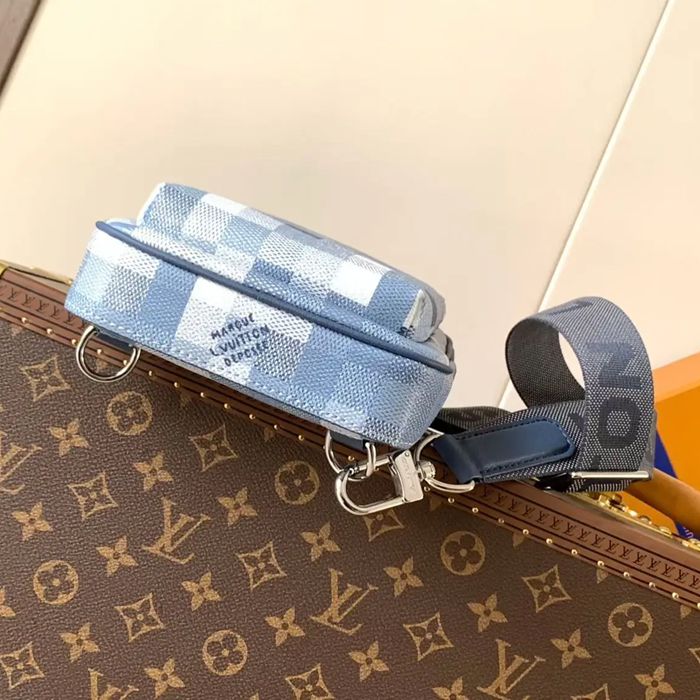 LOUIS VUITTON M28589 黒コーティングキャンバス胸バッグ サイズ:33x16x5.7cm