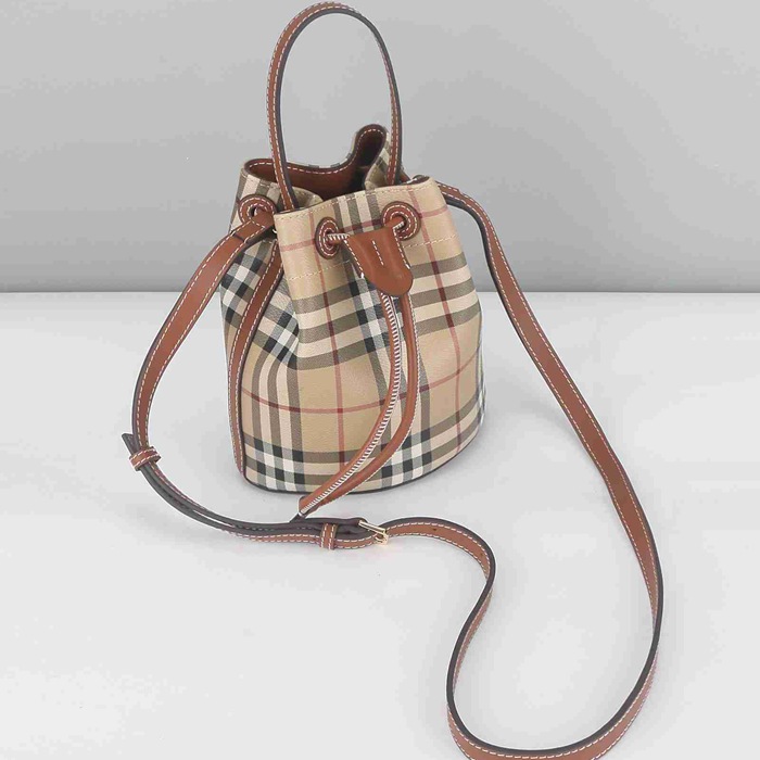 BURBERRY 4881 ハンドバッグ クラシック 18x16x11cm サイズ:18x16x11cm