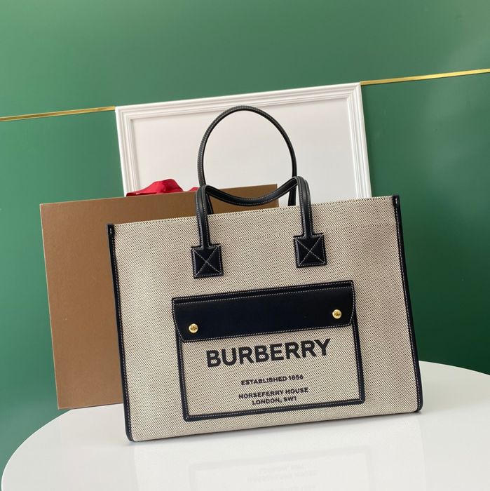 BURBERRY キャンバス プリント ショルダーバッグ トート 40x30x16cm サイズ:40x30x16cm