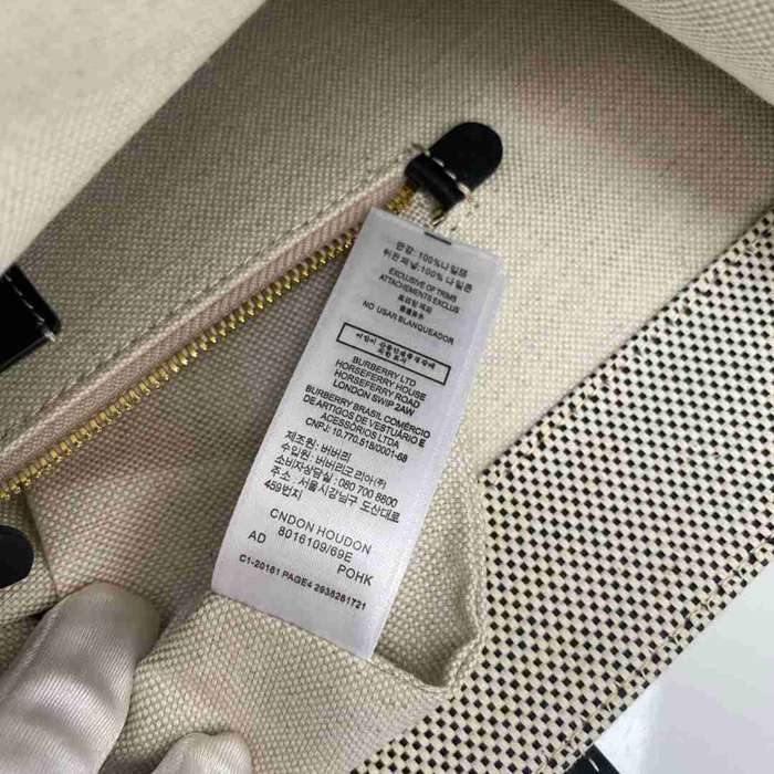 BURBERRY キャンバス プリント ショルダーバッグ トート 40x30x16cm サイズ:40x30x16cm