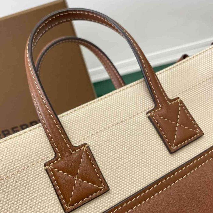 BURBERRY 143153 キャンバス プリント ショルダーバッグ トート 23x19cm サイズ:23x19cm