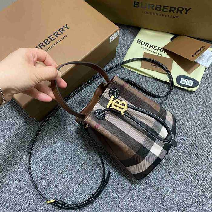 BURBERRY 1841 ブラウン バケツバッグ バケツ 18x16x11cm サイズ:18x16x11cm