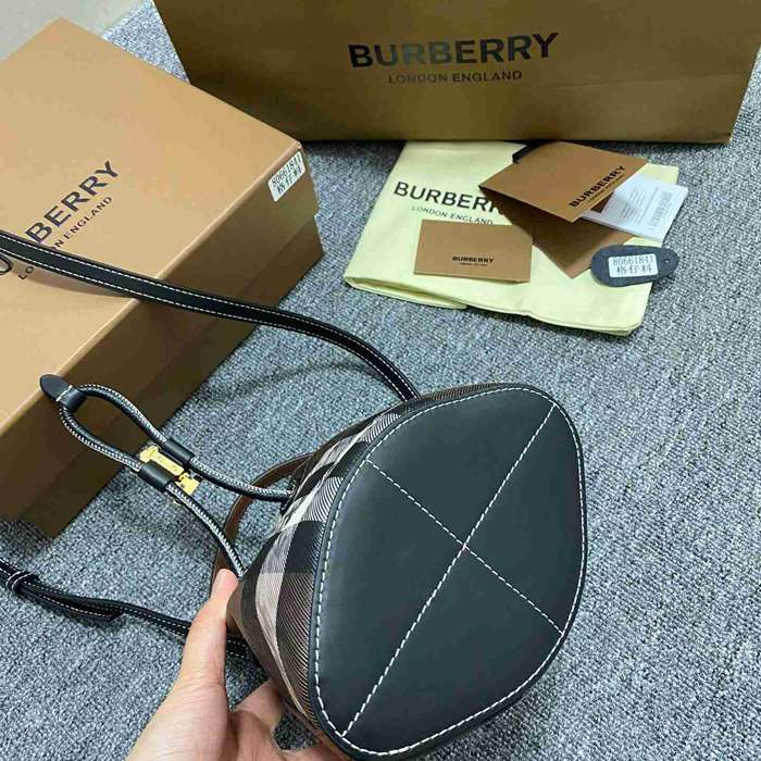 BURBERRY 1841 ブラウン バケツバッグ バケツ 18x16x11cm サイズ:18x16x11cm