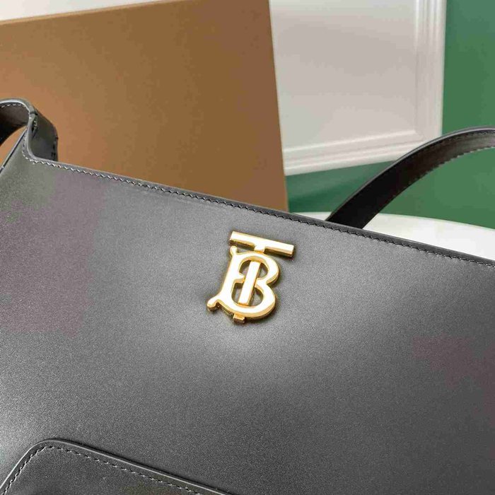 BURBERRY 2491 ゴールド ショルダーバッグ クラシック 28x14cm サイズ:28x14cm