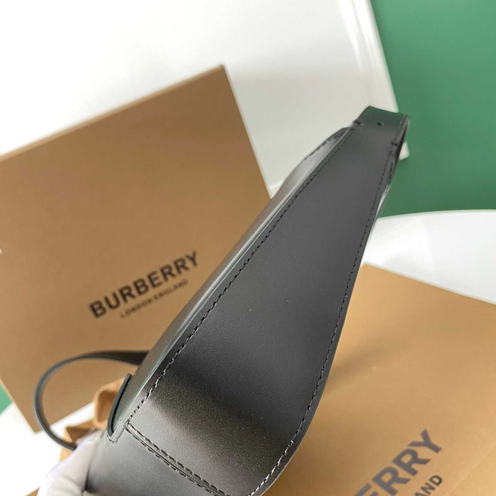 BURBERRY 2491 ゴールド ショルダーバッグ クラシック 28x14cm サイズ:28x14cm