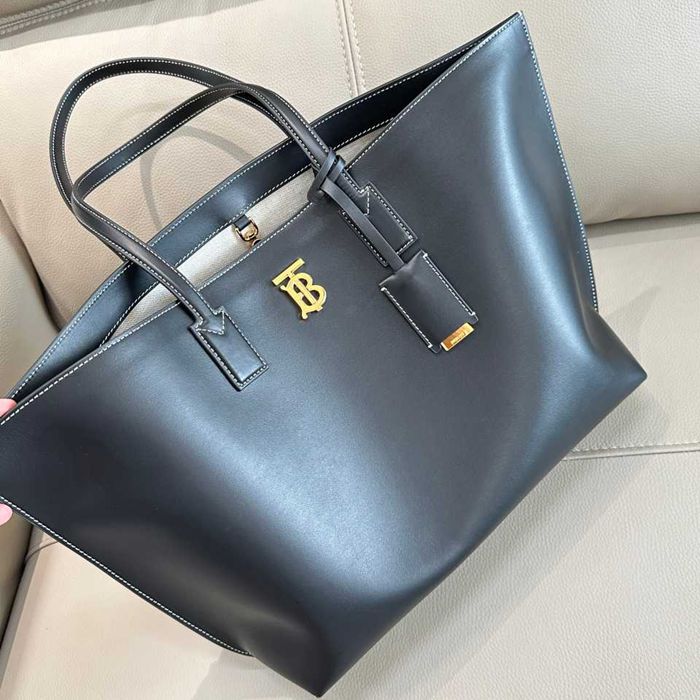BURBERRY 5031 カーフスキン ショルダーバッグ TB 34x28x14cm サイズ:34x28x14cm