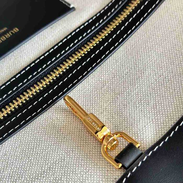 BURBERRY 5031 カーフスキン ショルダーバッグ TB 34x28x14cm サイズ:34x28x14cm