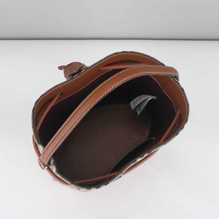 BURBERRY 59611 ブラウン 斜め掛けバッグ クラシックチェック 26x26x16cm サイズ:26x26x16cm