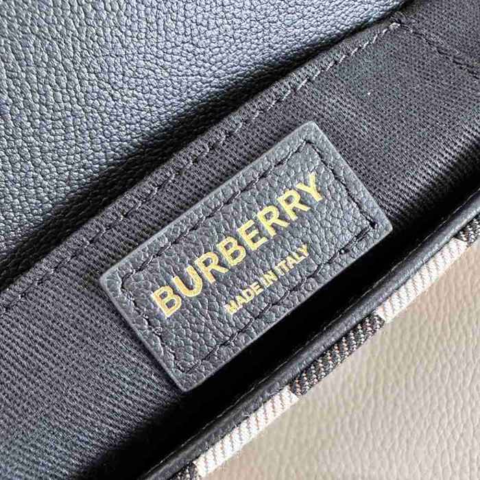 BURBERRY 0281 カーフスキン チェック 斜め掛けバッグ クラシックチェック 20x13cm サイズ:20x13cm