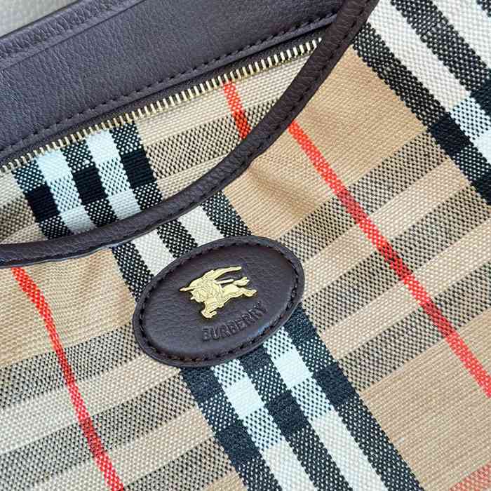 BURBERRY 1951 カーフスキン チェック ショルダーバッグ クラシックチェック 38x36x15cm サイズ:38x36x15cm