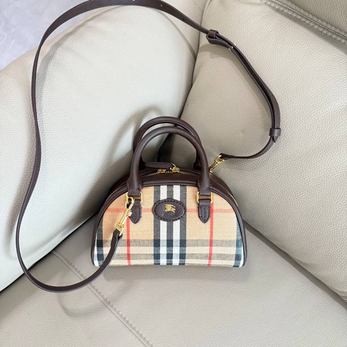 BURBERRY 2811 カーフスキン チェック 斜め掛けバッグ クラシックチェック 20x12cm サイズ:20x12cm