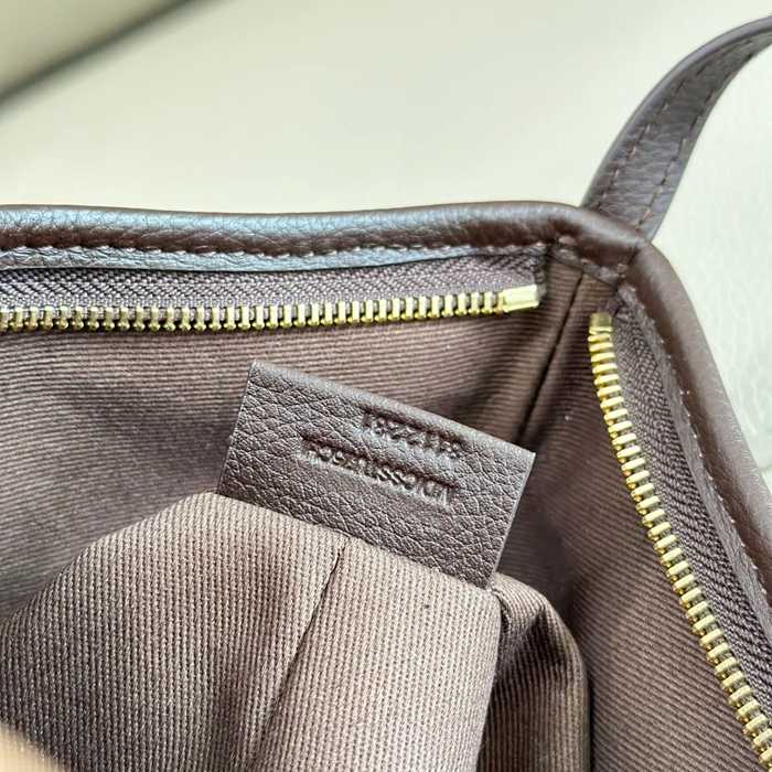 BURBERRY 2781 カーフスキン チェック ショルダーバッグ クラシックチェック 26x16x12cm サイズ:26x16x12cm