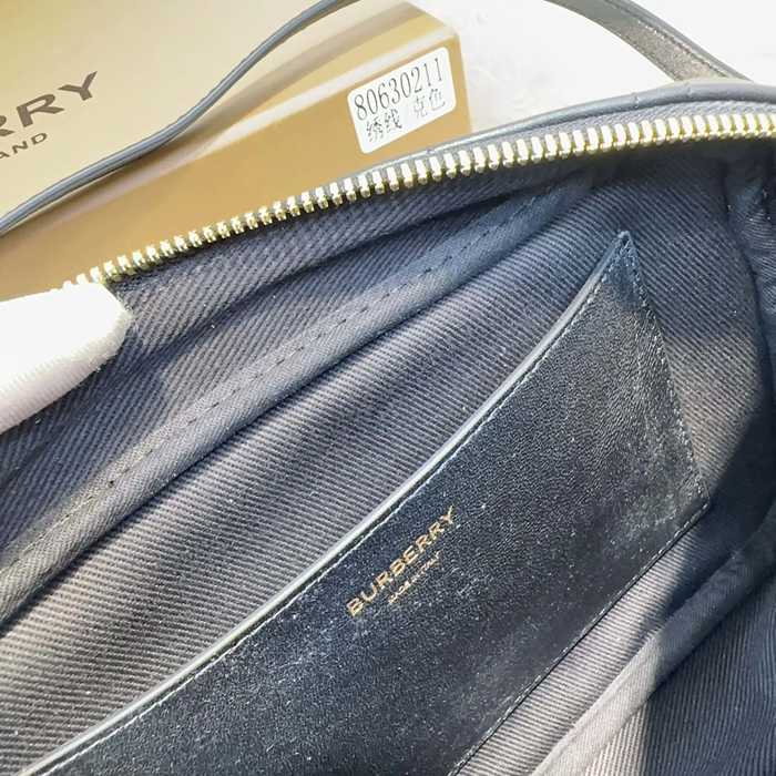 BURBERRY 0211 ラムレザー 斜め掛けバッグ TB 24x15cm サイズ:24x15cm