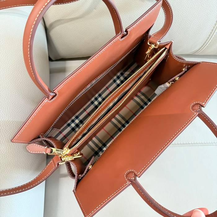 BURBERRY 2661 チェック ショルダーバッグ クラシックチェック 32x25x15cm サイズ:32x25x15cm
