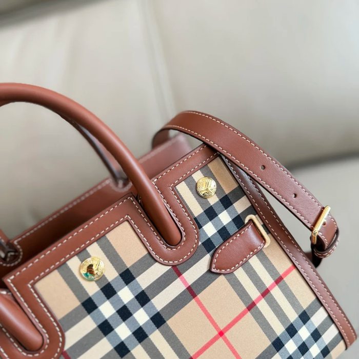 BURBERRY 2671 チェック 斜め掛けバッグ クラシックチェック 26x20x14cm サイズ:26x20x14cm