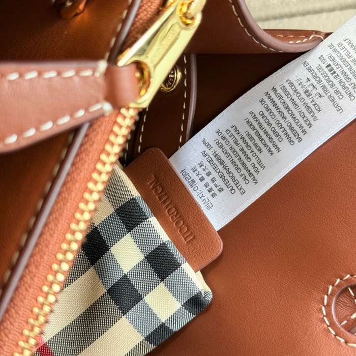 BURBERRY 2671 チェック 斜め掛けバッグ クラシックチェック 26x20x14cm サイズ:26x20x14cm
