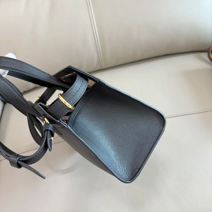 BURBERRY 3491 カーフスキン チェック 斜め掛けバッグ クラシックチェック 24x20x13cm サイズ:24x20x13cm