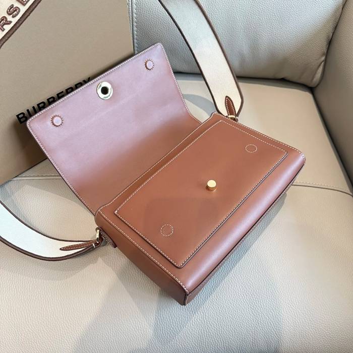BURBERRY 9061 キャンバス 斜め掛けバッグ クラシック 25x18cm サイズ:25x18cm