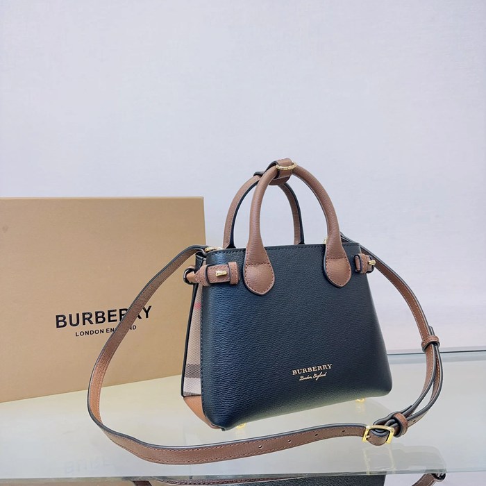 BURBERRY 7121 カーフレザー チェック 斜め掛けバッグ クラシックチェック 22x17x12cm サイズ:22x17x12cm