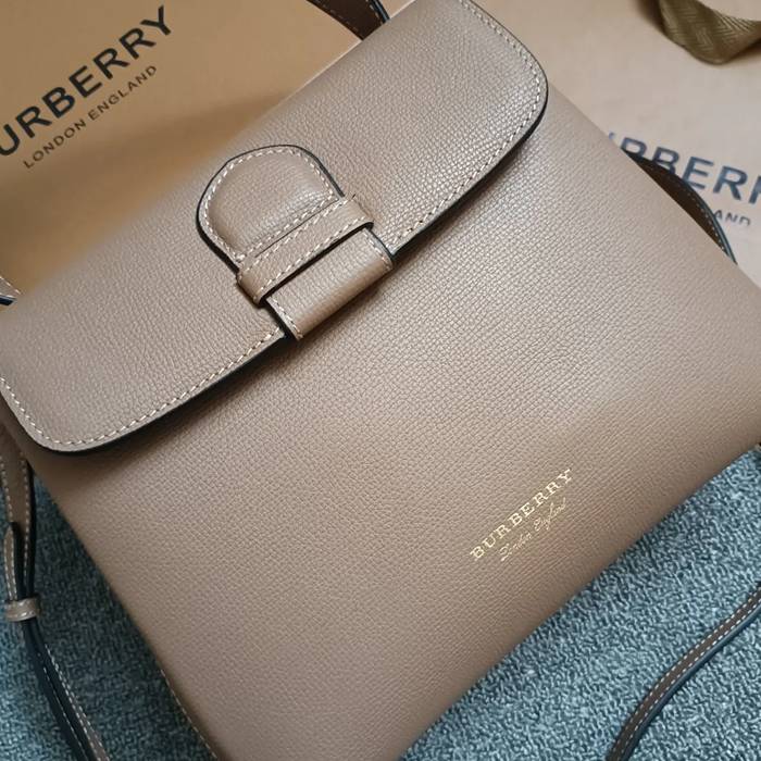 BURBERRY 89019 カーフスキン チェック 斜め掛けバッグ クラシックチェック 26x21x12cm サイズ:26x21x12cm