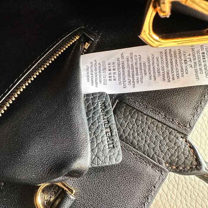 BURBERRY 0441 カーフスキン 斜め掛けバッグ TB 27x20x11cm サイズ:27x20x11cm