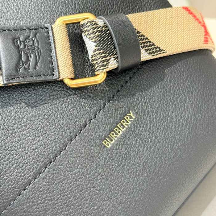 BURBERRY 59416 カーフスキン ベージュ 斜め掛けバッグ クラシックチェック 22x21cm サイズ:22x21cm