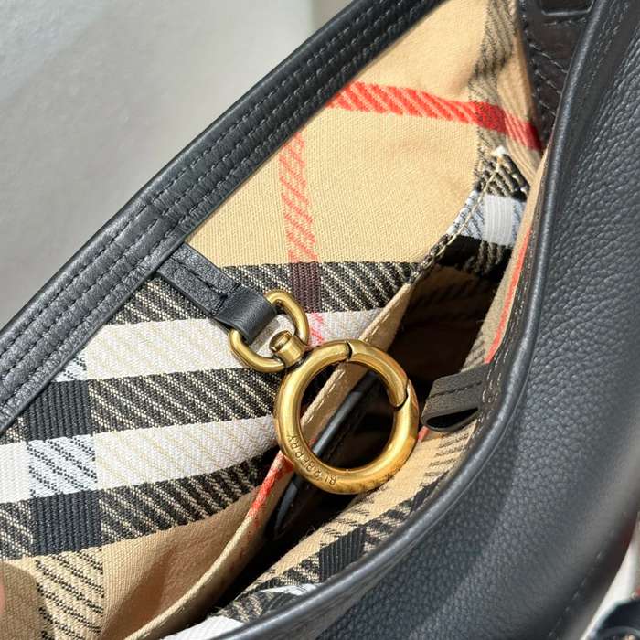 BURBERRY 59416 カーフスキン ベージュ 斜め掛けバッグ クラシックチェック 22x21cm サイズ:22x21cm
