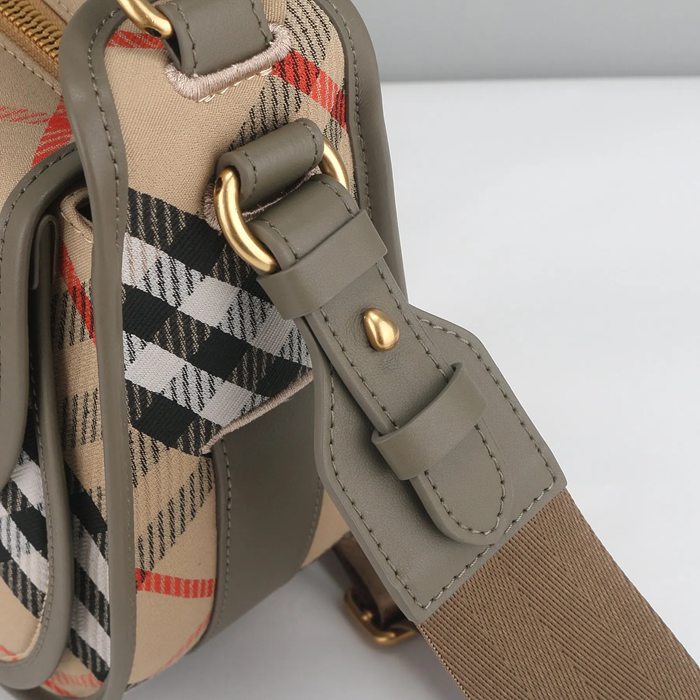BURBERRY 81201 カーフレザー ゴールド 斜め掛けバッグ クラシックチェック 28x19x11cm サイズ:28x19x11cm