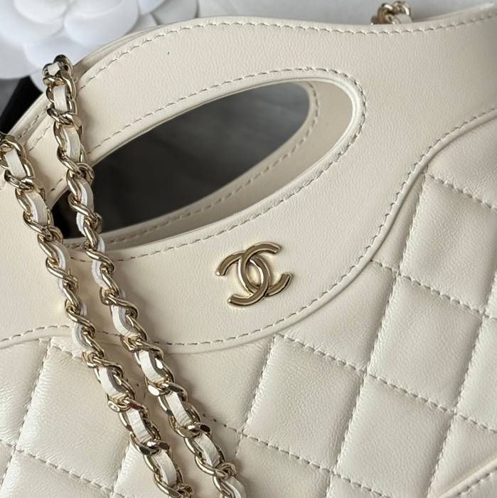 CHANEL AS3656 ラムレザー ゴールド クラシック 小 20.5×17.5×4cm サイズ:20.5×17.5×4cm