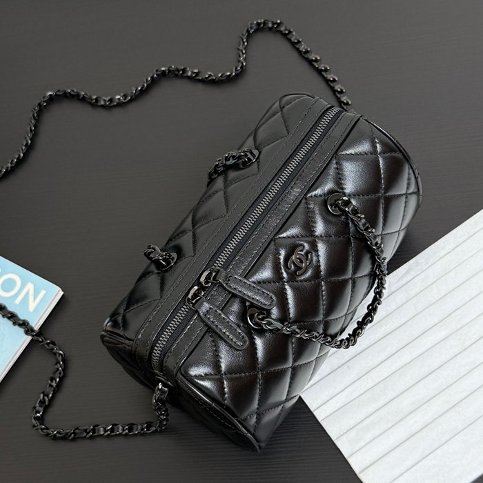 CHANEL 99460 斜め掛けバッグ 小 春夏 18.5×11.5×11cm サイズ:18.5×11.5×11cm
