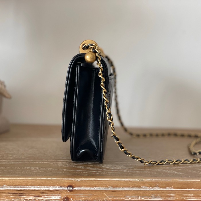 CHANEL 66059 カーフレザー ブラック×ゴールド チェーンバッグ 19.2×12.3×3.5cm サイズ:19.2×12.3×3.5cm