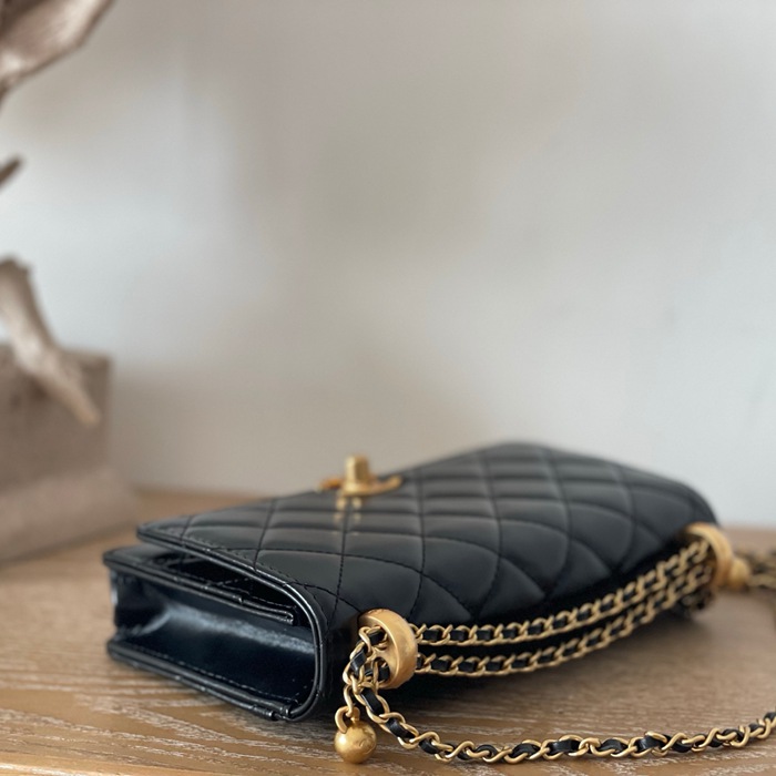 CHANEL 66059 カーフレザー ブラック×ゴールド チェーンバッグ 19.2×12.3×3.5cm サイズ:19.2×12.3×3.5cm